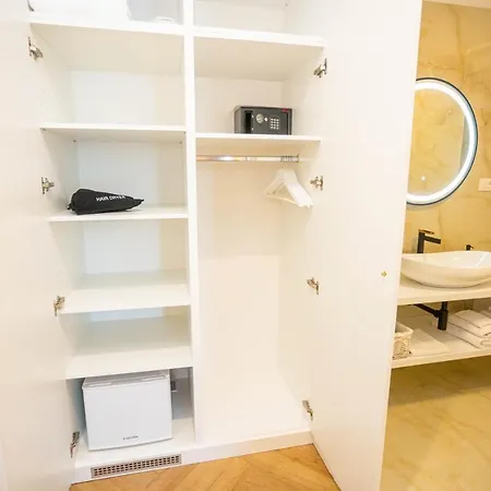 And Style Luxury krevet i doručak
