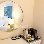 And Style Luxury Bed & Breakfast 4*